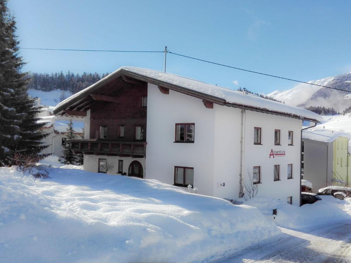 Das Alpenblick & Outdoor Lodge Nauders Exterior foto